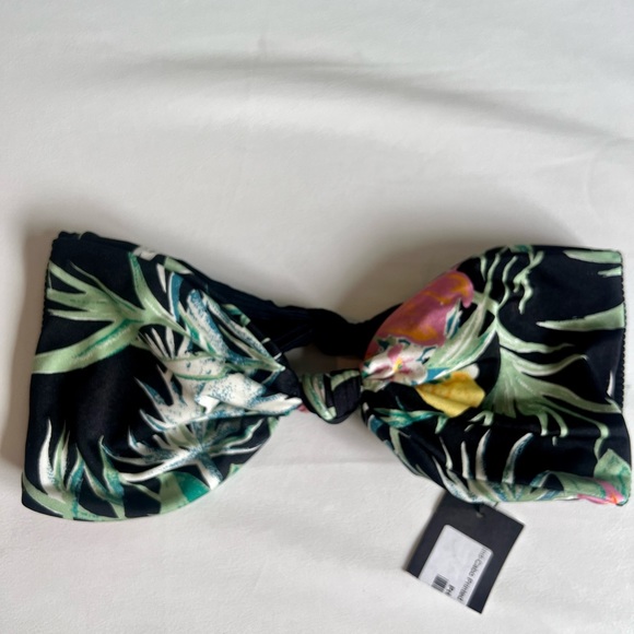 Indah Cabo Bandeau Top and Bottom in Tropical Black - Picture 2 of 8